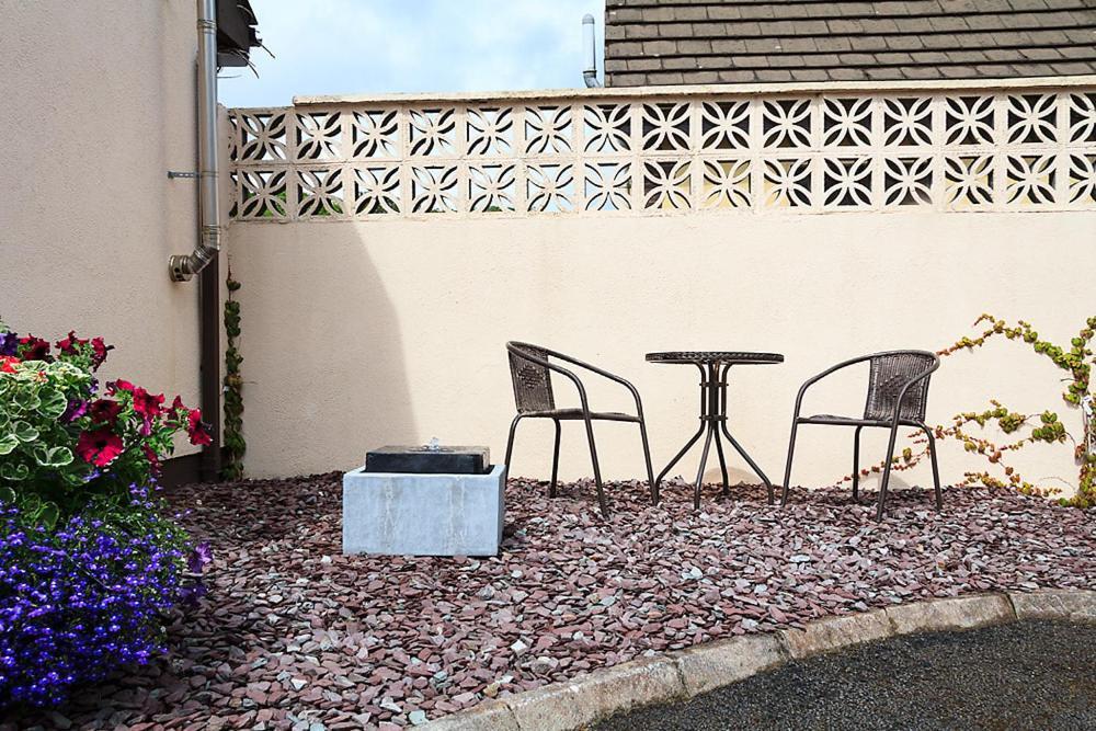 Woodview Lodge B&B Breaffy Экстерьер фото